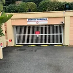 Un De Charme Vue & Piscine D'exception * Cannes