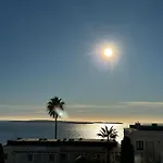 Un De Charme Vue & Piscine D'exception Apartamento *