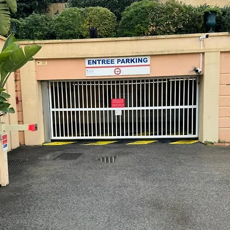 Un De Charme Vue & Piscine D'exception * Cannes