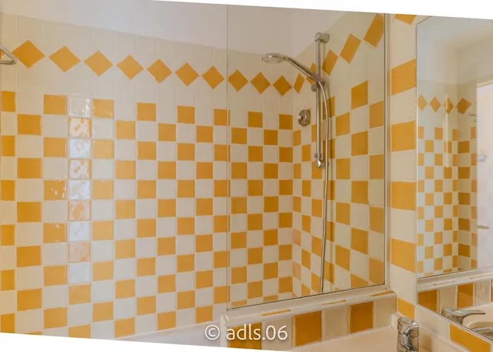 Apartmán Un De Charme Vue & Piscine D'exception *