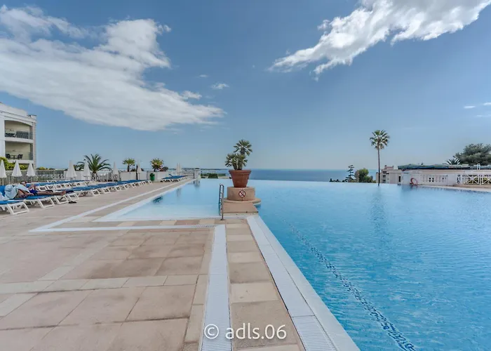 Un De Charme Vue & Piscine D'exception شقة