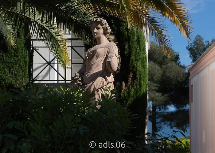 Un De Charme Vue & Piscine D'exception