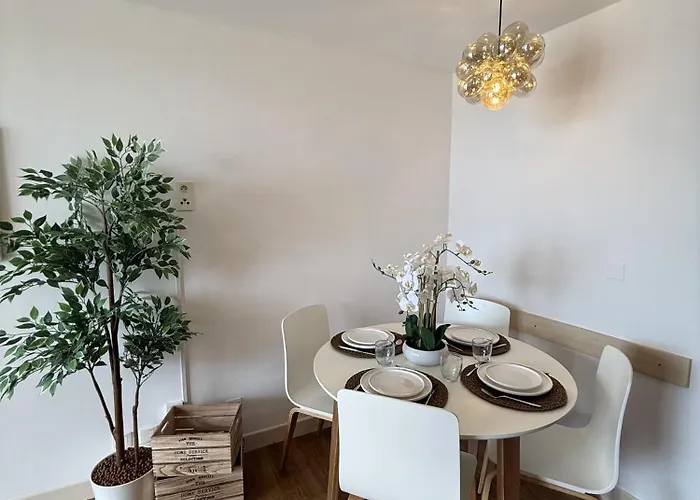 Un De Charme Vue & Piscine D'exception