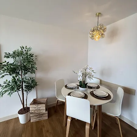 Un De Charme Vue & Piscine D'exception