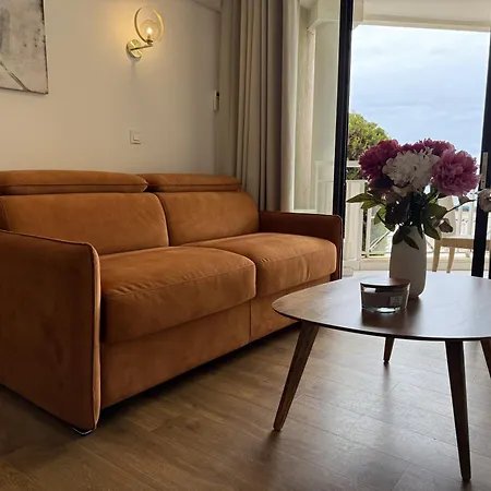 Un De Charme Vue & Piscine D'exception